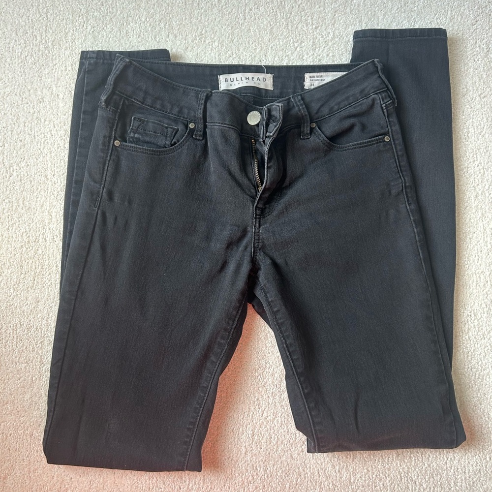Black skinny jeans